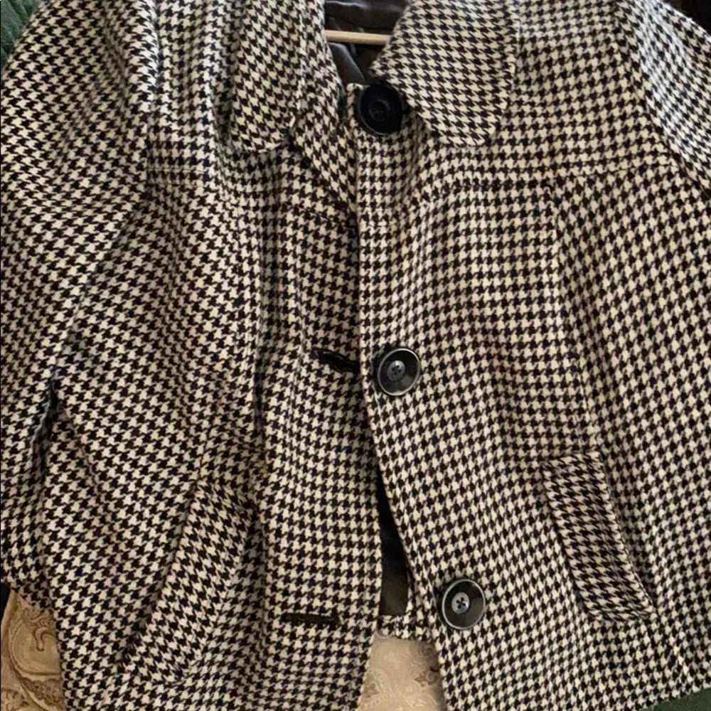 Jacket - Picture 2 of 5